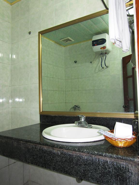 Green Bay Hotel Ha Long Zewnętrze zdjęcie