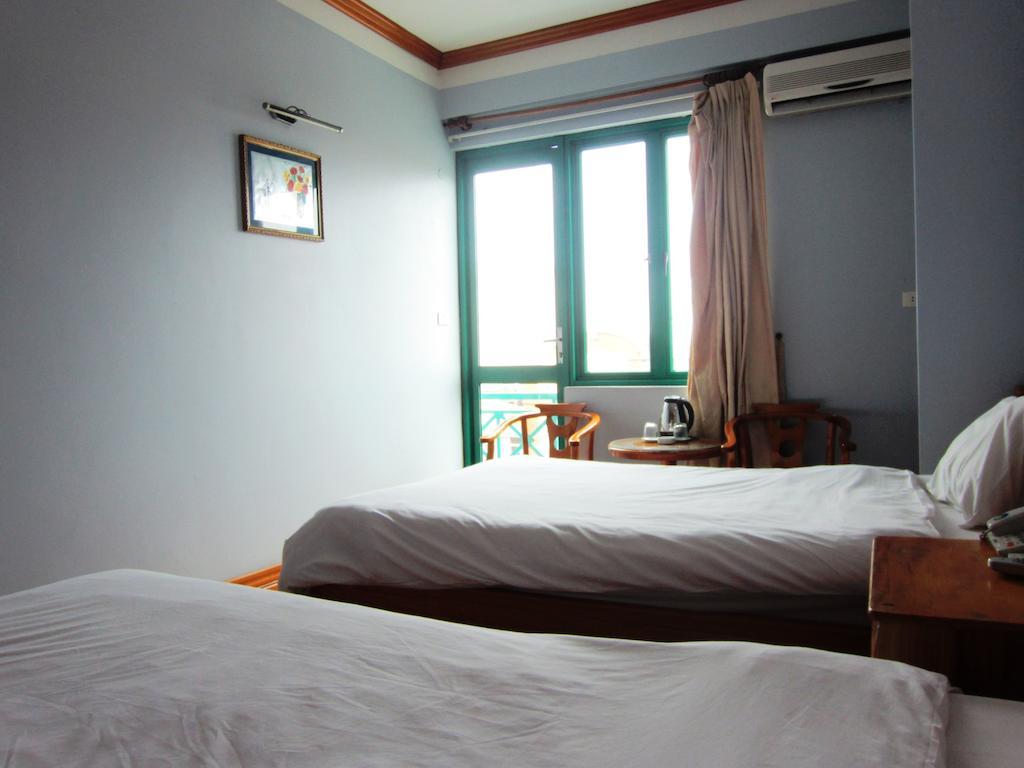Green Bay Hotel Ha Long Pokój zdjęcie